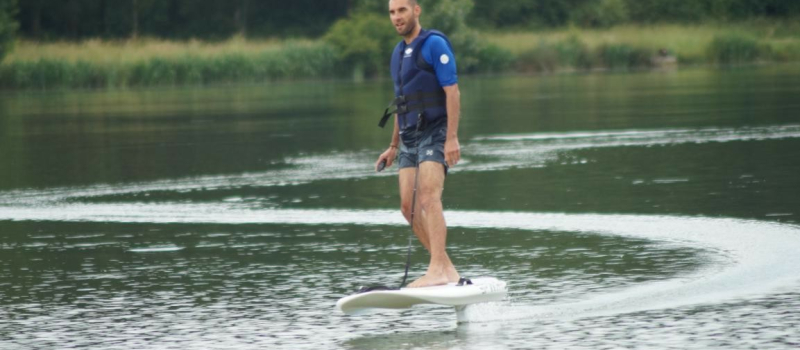 Une nouveauté au lac de l’Uby, l’E-foil