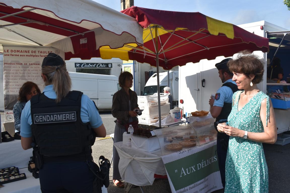 Véronique Moreau, Sous-Préfète de Condom avec les gendarmes