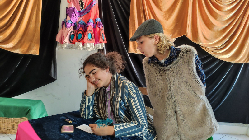 Le théâtre est dans le pré avec les ateliers de Swany !