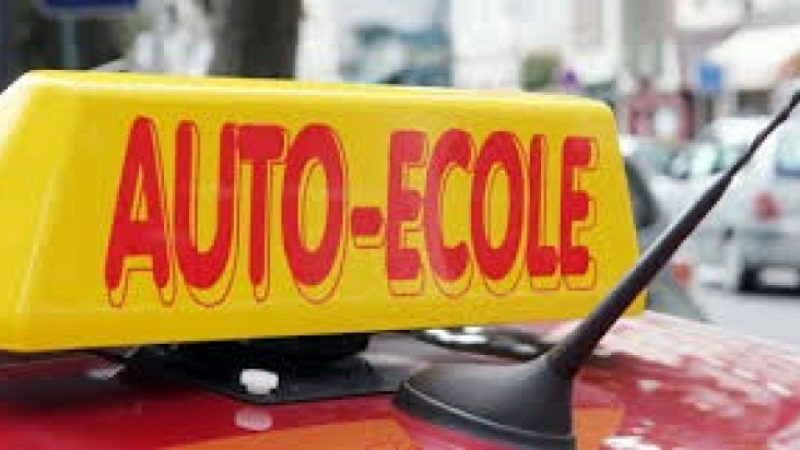 Permis de conduire à 17 ans