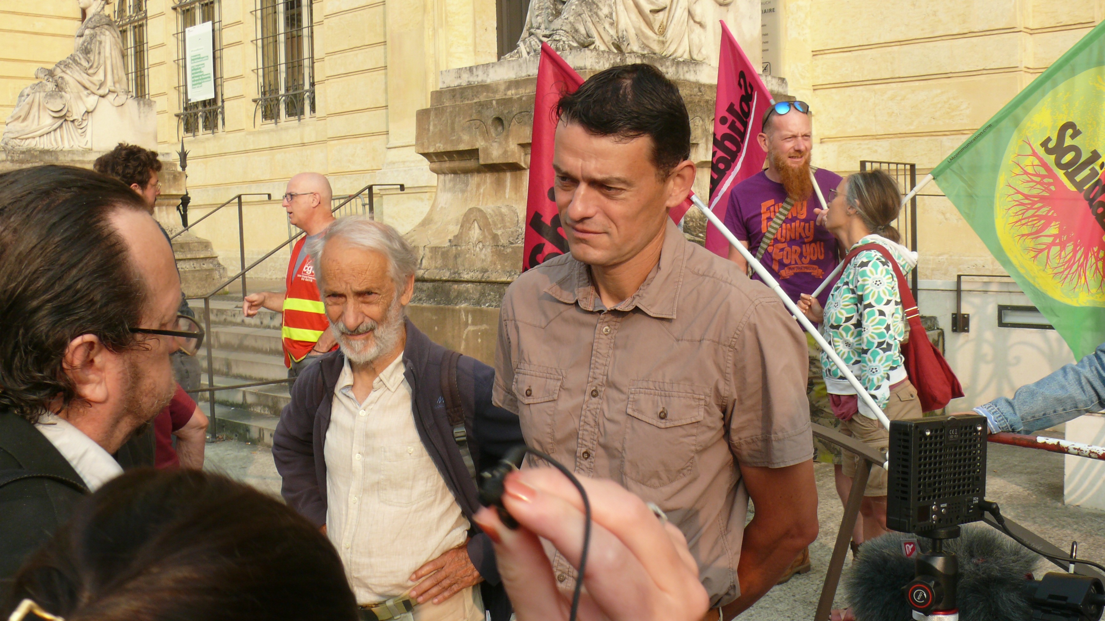 Stéphane Cazaban à la sortie du tribunal.
