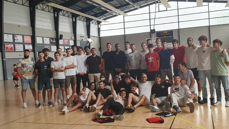 L’Union Gascogne Basket a fêté  Yves Baratet l’entraîneur hors normes de l’équipe des U17M