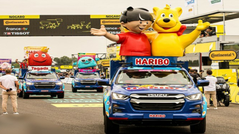 La caravane et les installations du Tour de France à Nogaro (V dernier)