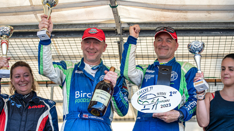 Un équipage britannique en tête du Rallye tout-terrain Terres d'Armagnac à Nogaro