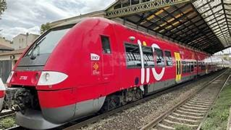Tous les trains liO à 1 €  du 14 juillet au 15 août pour les moins de 27 ans