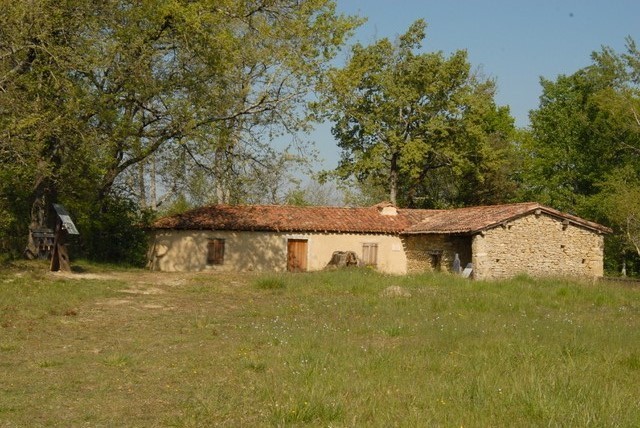 La bergerie du Campané  surmonte le paléositen découvert par Edouard Lartet