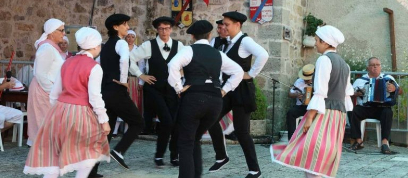 Festival des menteurs à Moncrabeau