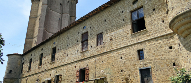 Bassoues et son donjon