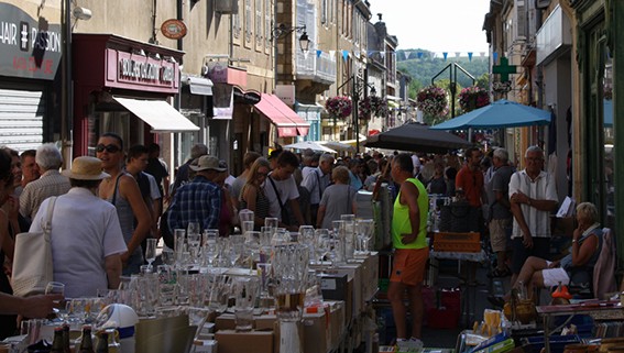 vide grenier mirande.jpg