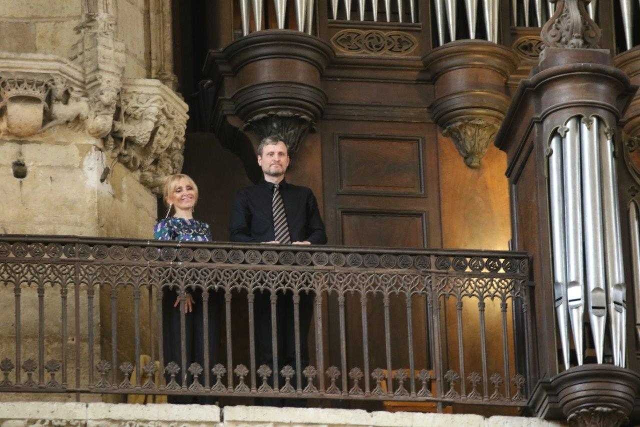 téléchargement (1).jpg