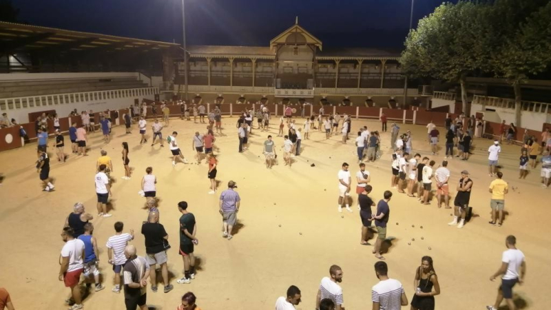58 triplettes au concours de pétanque