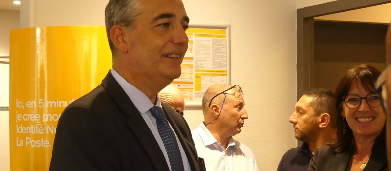 Laurent Carrié nouveau préfet du Gers rend visite à France-Services d'Aubiet