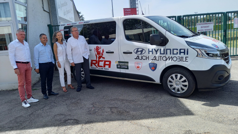 Rugby Club Auch, un minibus bienvenu