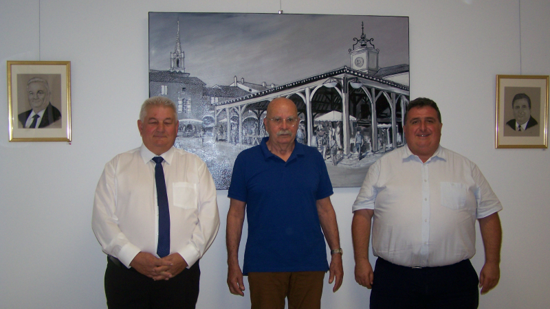 Vernissage du nouvel artiste JM-Bey...artiste peintre des grands espaces.