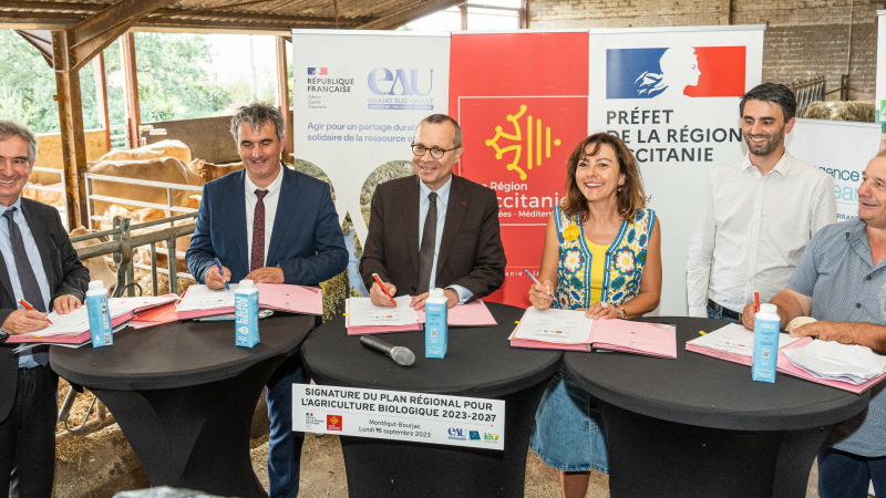 Pour soutenir et relancer l’agriculture bio en Occitanie, l’État, la Région, Interbio et les agences de l’eau signent un plan ambitieux