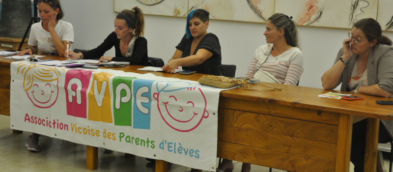 L' association vicoise  des parents d'élèves a besoin de bénévoles !