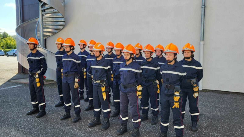 Les jeunes sapeurs pompiers reçoivent leur brevet