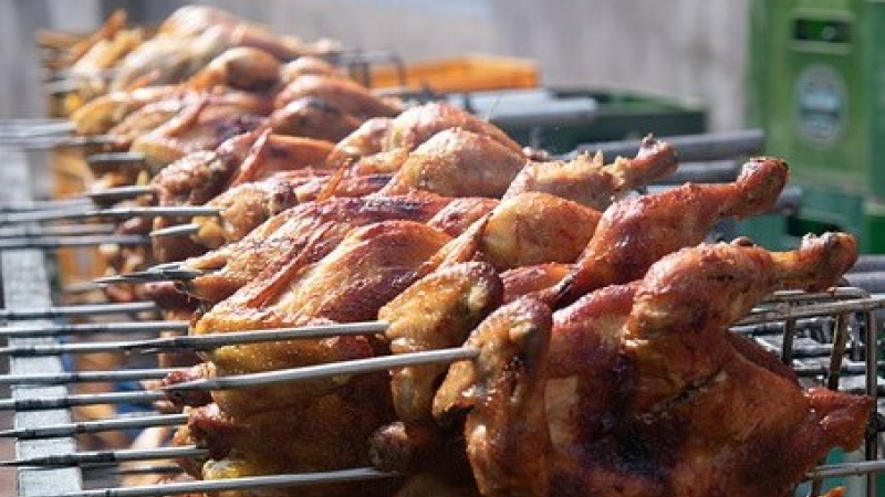 Le Comité des fêtes  d’ Arech propose un repas