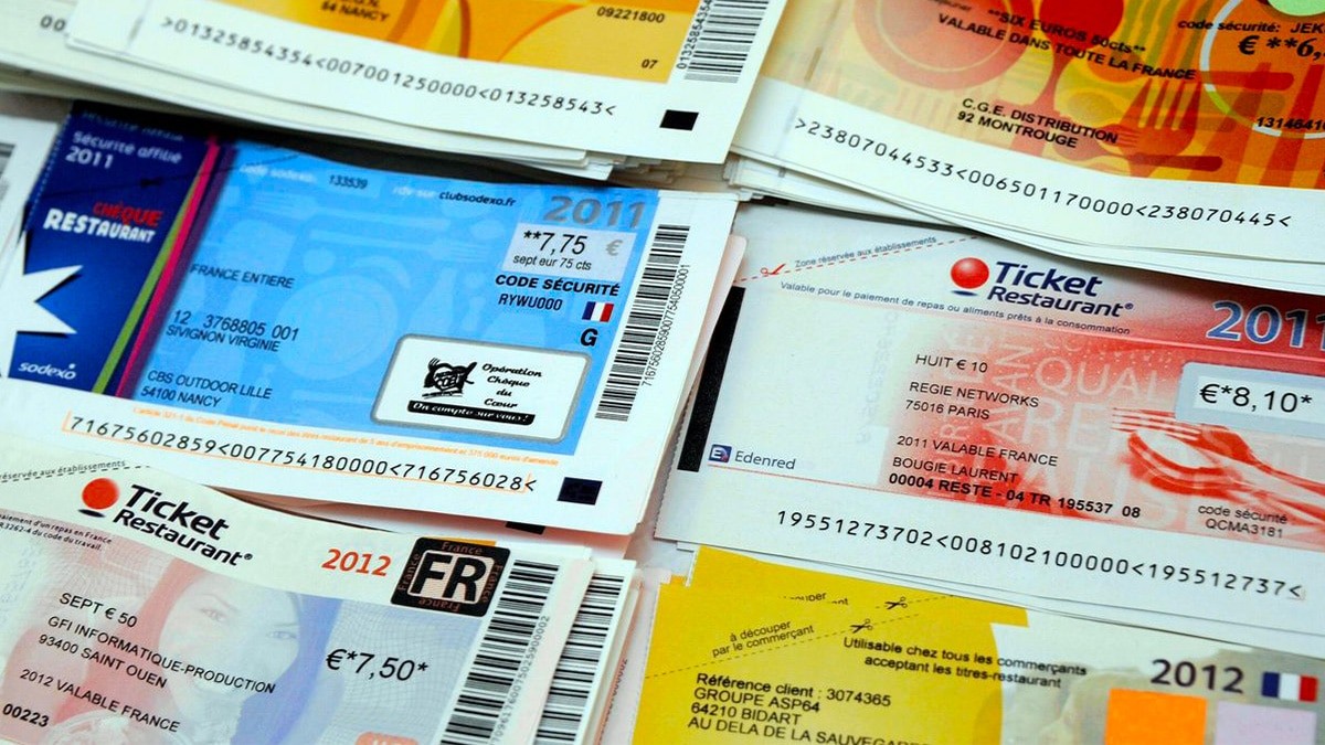 actu-vers-une-fin-des-tickets-restaurants-en-france-il-seront-entierement-dematerialises-en-2026-ticket-restaurant.jpg