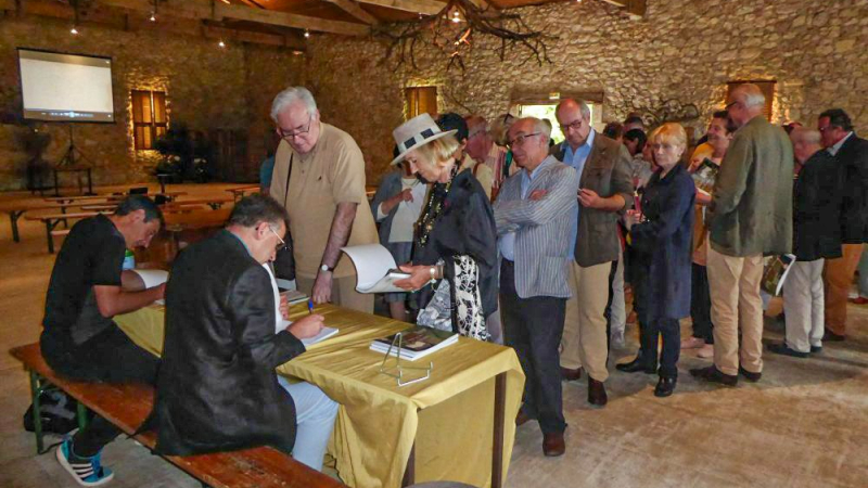 Présentation à Castex-d'Armagnac du livre réédité «Châteaux et belles demeures du Gers» de Jacques Lapart et David Bourdeau dimanche 15 octobre 2023
