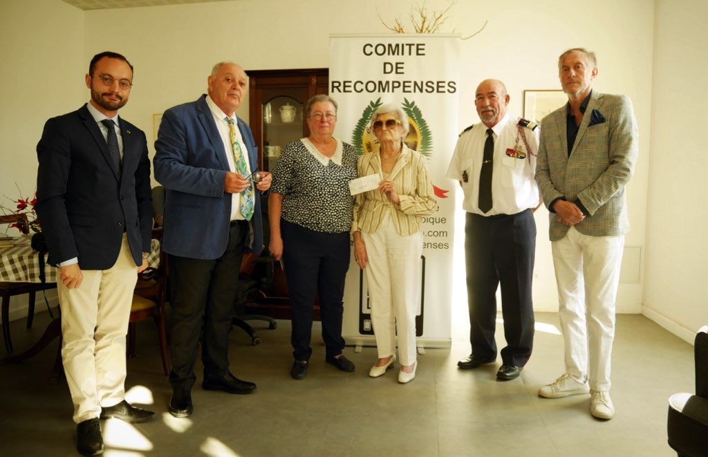 De ga. à d.: Bastien Porta, Christian Warniez, Martine Pédoussaut, Denise Pédoussaut, Raymond Dutoya et Christophe Walkowiak