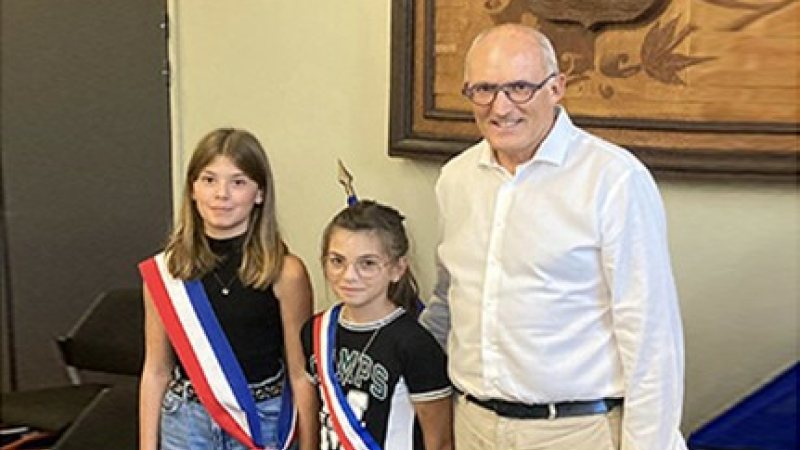 Énora Barrera maire du conseil municipal junior