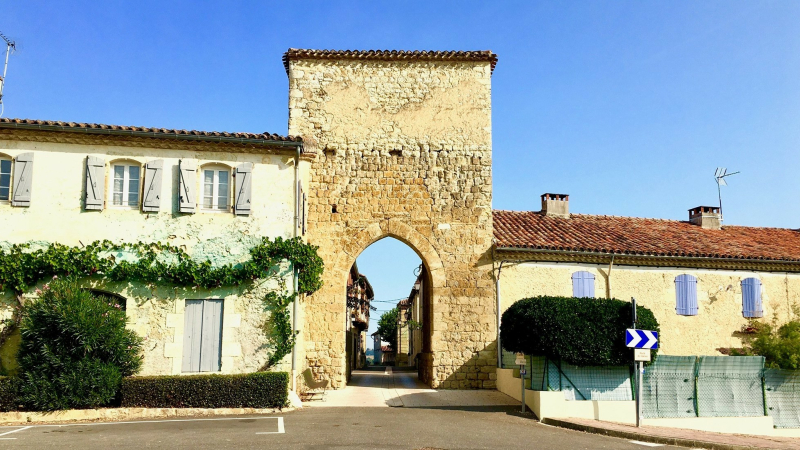 Circuit vélo et randonnée pédestre avec le vélo loisirs marambatais