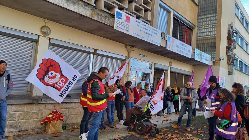 CGT et Sud ont manifesté contre la loi sur le financement de la Sécurité sociale
