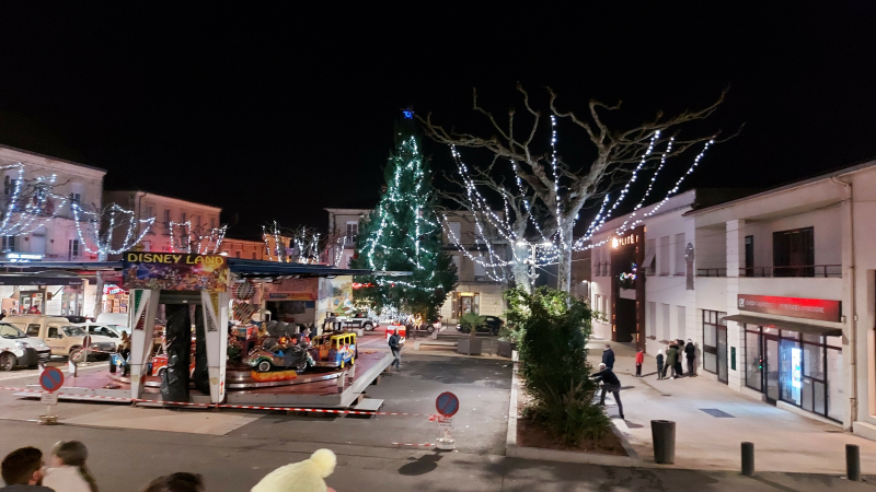 Illumination du sapin et ouverture des festivités de Noël vendredi soir !