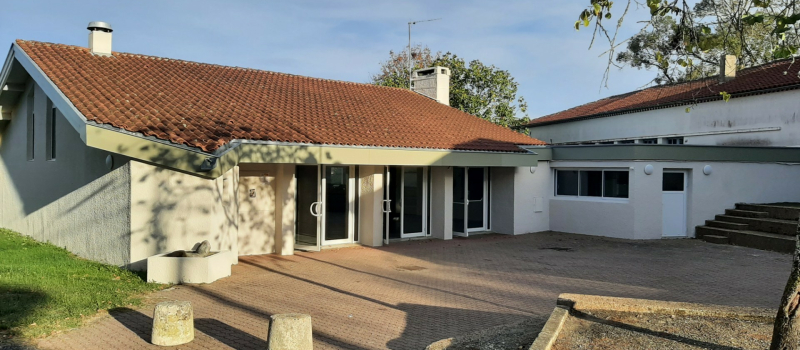 Réunion de village à Lagraulas