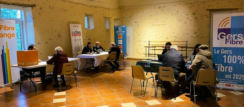 Monbrun : les travaux avancent vite  et on s’abonne déjà à la fibre