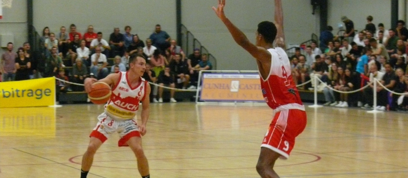Les Auscitains font tomber le leader