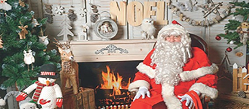 Un grand et beau marché de Noël