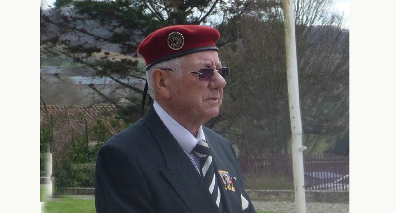 hippeau militaire fnaca.jpg