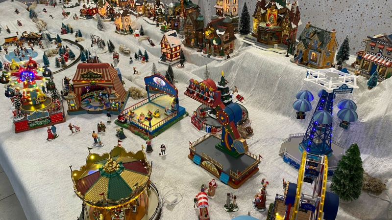 A voir sans tarder, le village animé miniature de Noël !