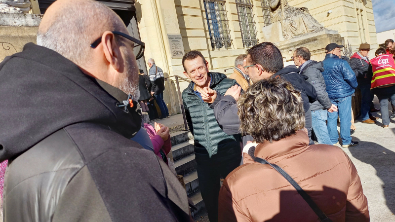 Relaxe pour le syndicaliste CGT poursuivi en justice suite à une affiche litigieuse déposée sur le mur de la permanence du député