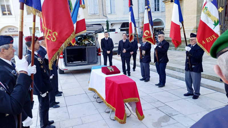 René Cayet nous a quitté, un homme hors du commun serviteur de la Nation