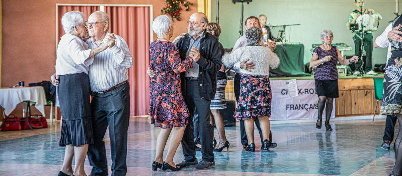 Photos du bal de la Croix-Rouge au Houga