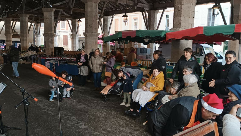 La halle parée pour Noël