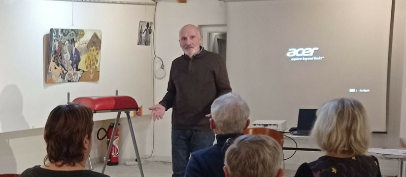 Beau succès pour la conférence du docteur Remy à La Varangue !