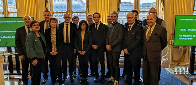 Les honneurs pour la ville