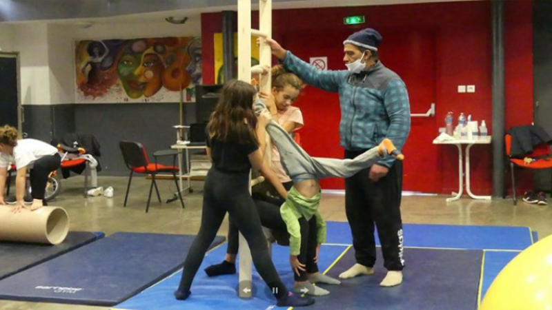 Du cirque pendant les vacances avec la MJC