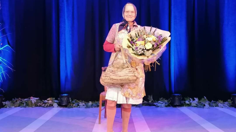 Premier dîner-spectacle de La Pena Massylvaine