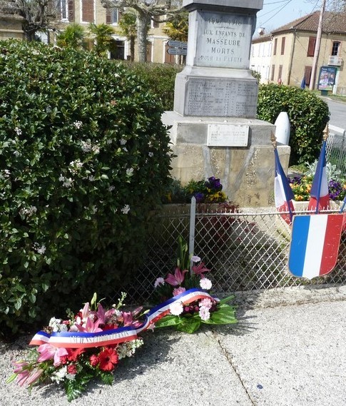 Le monument aux morts de Masseube