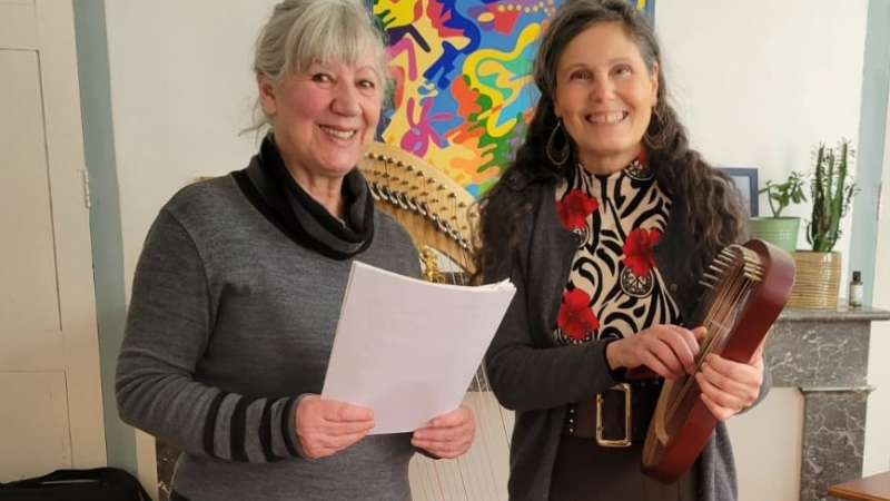 Soirée acoustique entre  lectures et  musiques  à la médiathèque municipale