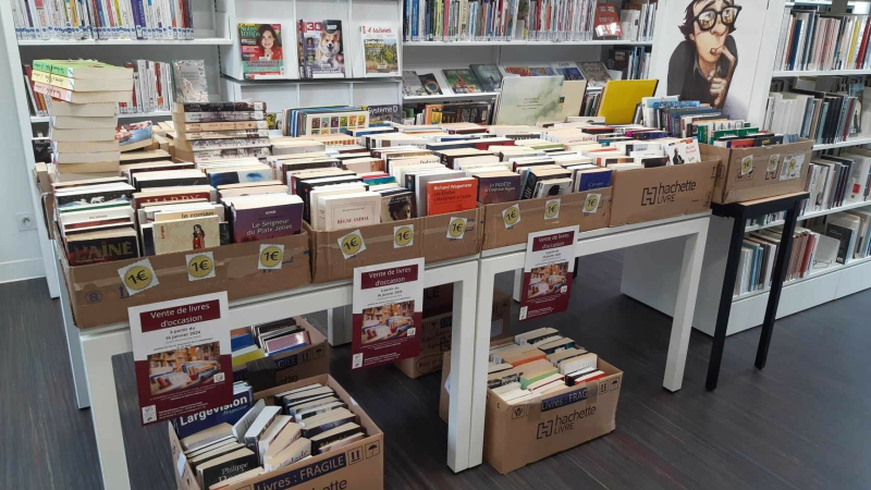Venez faire provision de livres à tout petit prix à la Médiathèque !