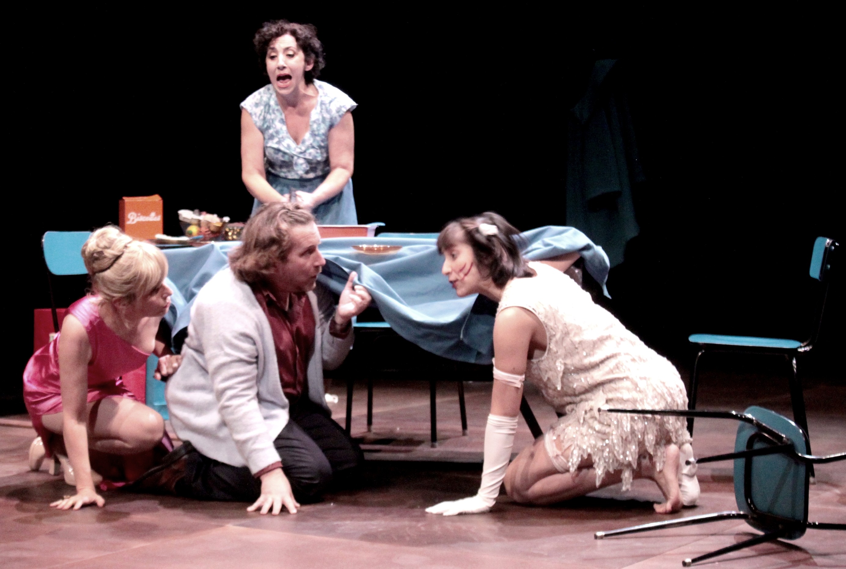 dessous de tablecouleur.JPG