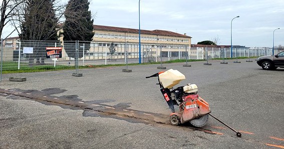 ecole isle jourdain ombriere.jpg