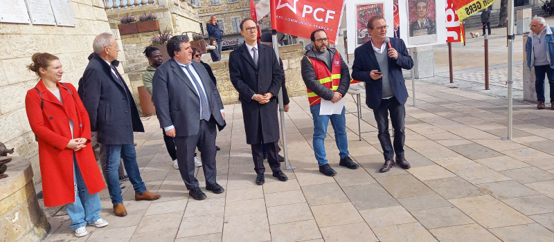 Rassemblement pour rendre hommage à Missak et Mélinée Manouchian