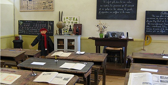 museecole_classe.jpg